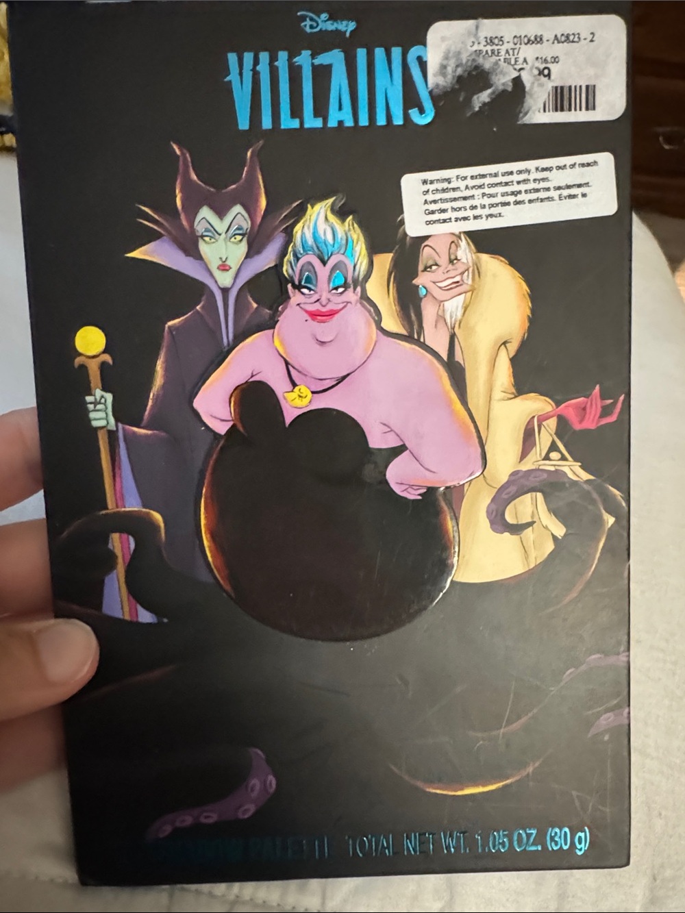 Disney villains, Ursula, maleficent Cruella Deville makeup palette eyeshadow NWT